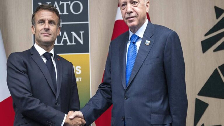 Cumhurbaşkanı Erdoğan, Fransa Cumhurbaşkanı Macron ile görüştü