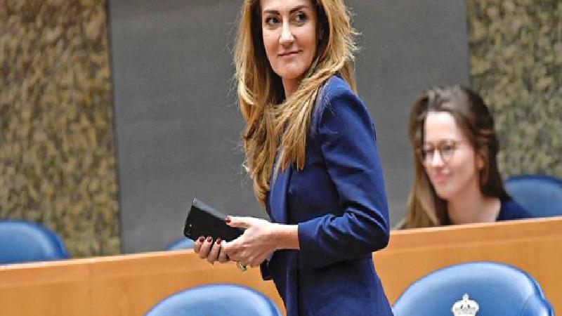 Dilan Yeşilgöz, Hollanda’da oybirliğiyle partisinin genel başkanlığına aday gösterildi