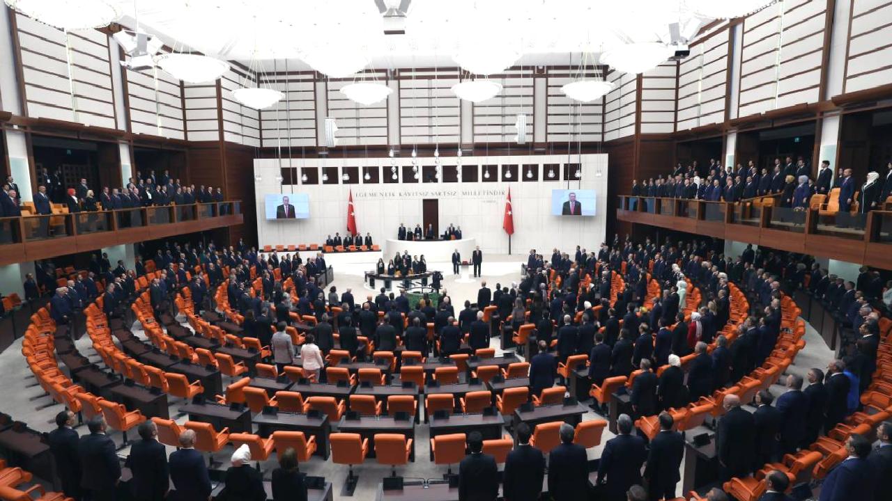 Erdoğan’a ödenek yetkisi; Meclis’in onayına gerek kalmadan düzenleme yapabilecek
