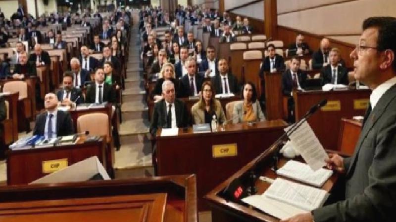 İBB Meclisi’nden özel halk otobüslerine 1 milyar liralık iç borçlanma yetkisi