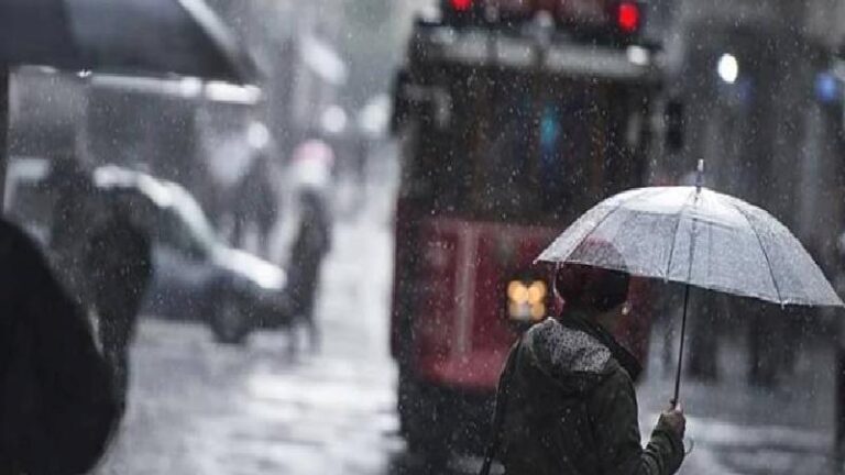 İstanbul için sağanak yağış uyarısı; vatandaşlara “tedbirli olun” çağrısı