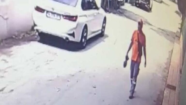 Beş milyonluk çantayı bulan temizlik görevlisine 100 dolar hediye