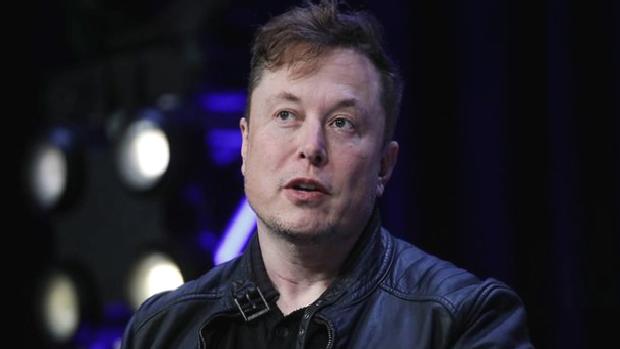 Elon Musk’tan Apple cihazlarını yasaklama planı