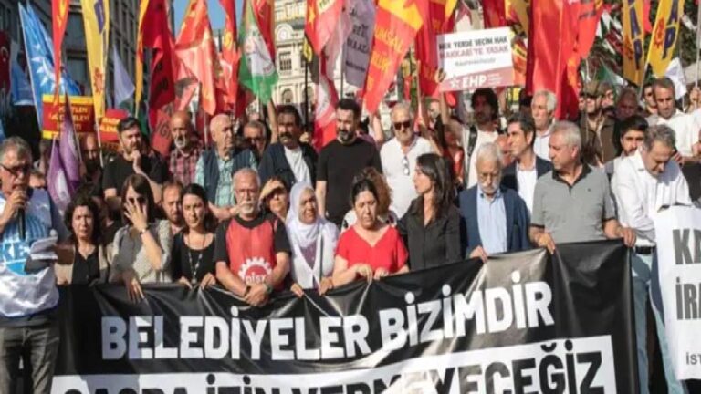 ‘Kayyum gölgesinde normalleşme’ tartışması: AKP kurmaylarına göre yeni kayyum ataması beklenmiyor