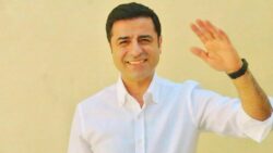 Selahattin Demirtaş: Erdoğan’ın, hakkında yazılmış bir tane tarihe kalacak şiiri, yönetmeni, romancısı, oyun yazarı yok, olamaz, olamayacak; çünkü sanat özgürlük işidir