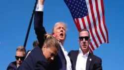 ABD Gizli Servisi, Trump’a suikast girişiminin düzenlendiği çatının güvenliğine dair “savunma” yapamadı