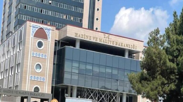 Bakanlık binasındaki tuvaletler 24 milyon liraya yenileniyor