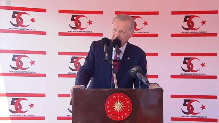 Kıbrıs Barış Harekatı’nın 50’nci yıldönümü | Erdoğan: Federal bir çözüm mümkün değil, kalıcı barışı sağlamak uzatılan hiçbir eli havada bırakmayız