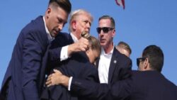 Trump’ın mitinginde ateş açıldı