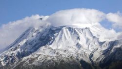 Yer bilimci Ahmet Ercan’dan Ağrı Dağı yanardağ uyarısı: 4 bölge tehdit altında