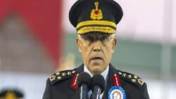 Ahmet Hakan: Cumhurbaşkanı başkomutandır, bir generalin “Sayın Başkomutanım” demesinde yadırganacak hiçbir şey yoktur