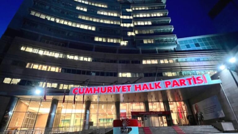 CHP: Beş yıl daha kaybetme lüksümüz yok!