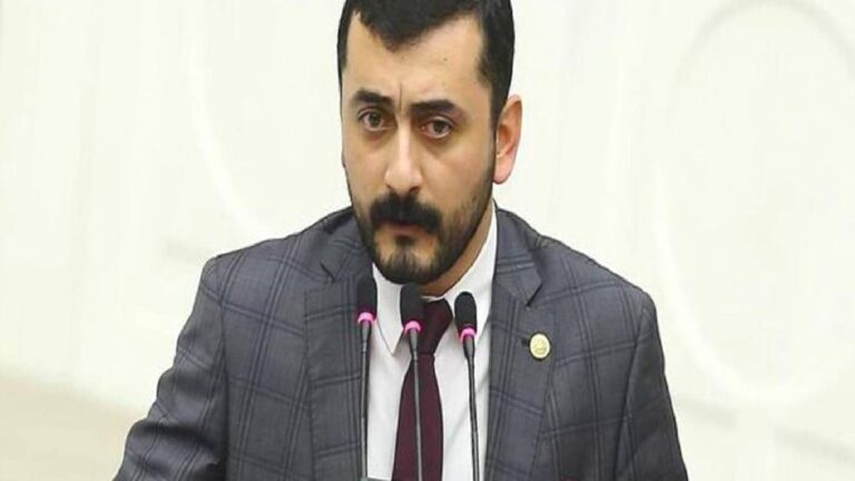 Eren Erdem, CHP’den istifa ettiğini duyurdu