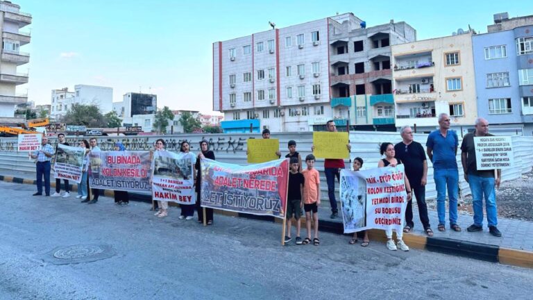 Furkan Apartmanı’nda yakınlarını kaybeden aileler adalet nöbetinde: “3 sanığa beraat kararını kabul etmiyoruz, firari müteahhitler yakalansın!”