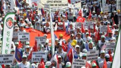 Kamu varlıkları yok pahasına satılıyor: AKP’nin özelleştirme politikası