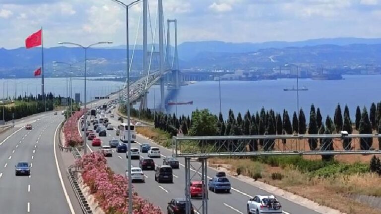 Köprü geçiş ücretlerine zam geldi