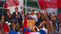 Özgür Özel: Partizanlık yaparak, imzalar atmayarak, onay vermeyerek, el-kol bağlayıp siyaset yapıyorlar