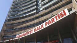 Tüzük kararı resmileşti; CHP’de olağanüstü kurultay tarihi belli oldu