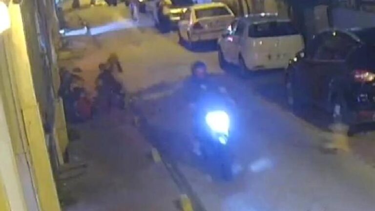 13 suçtan kaydı bulunan motosikletli sürücü 2 yaşındaki çocuğa ölümüne neden oldu, olay yerinden kaçtı!