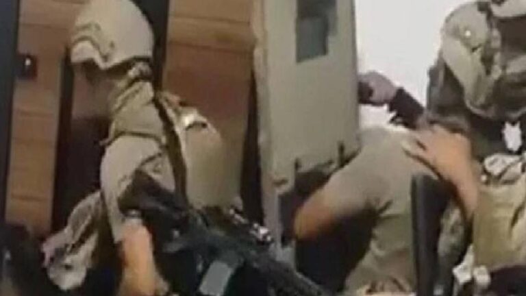 Ali Yerlikaya: İstanbul’da iş yerlerlerini kurşunlayan organize suç örgütü üyesi 23 şüpheli yakalandı