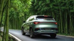 Çinli üreticilerin elektrikli otomobil satışları Ağustos’ta hız kesmedi