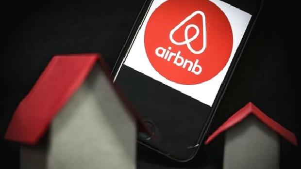 En turistik kentten Airbnb’ye sınırlama