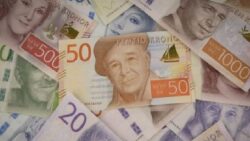 Faizi indiren İsveç Merkez Bankası’ndan yeni indirim sinyalleri