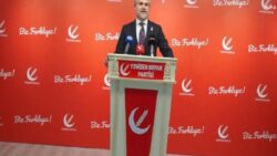 YRP’li Kılıç’tan ”ittifak” açıklaması: Türkiye’nin AKP ve CHP arasındaki sıkışmışlıktan kurtarılması gerekiyor!