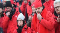 Almanya’da IG Metall sendikasından uyarı grevi kararı 