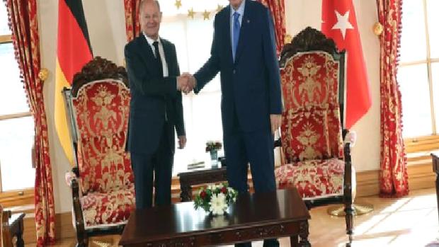 Cumhurbaşkanı Erdoğan’ın, Almanya Başbakanı Scholz’u kabulü sona erdi