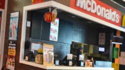 McDonald’s’ta koli basili bakterisi paniği: 75 kişide görüldü