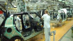 Alman otomotiv sektöründeki kriz derinleşiyor
