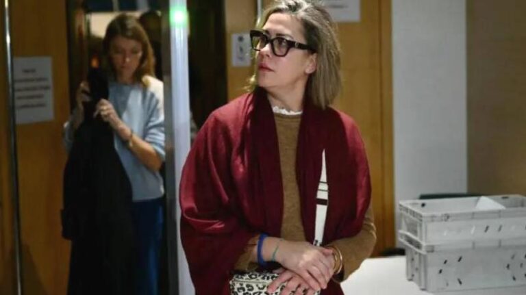 Gisele Pelicot’a toplu tecavüz davası: Babasına “Köpek yalnız öleceksin” diye seslendi