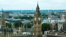 İngiltere hizmet sektöründe zayıf performans