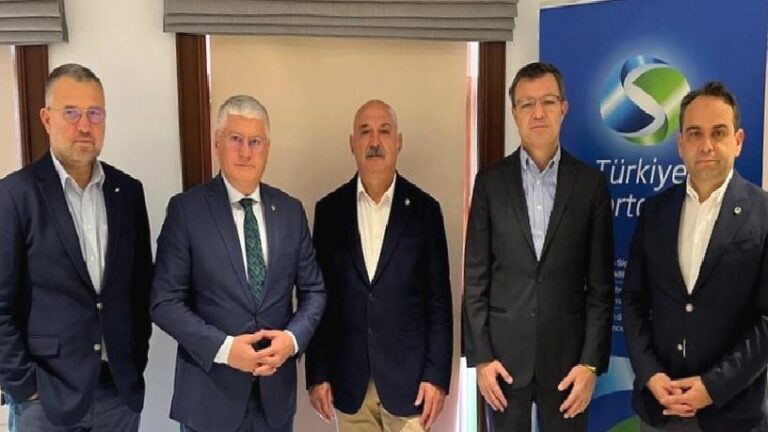 Sigorta sektöründen 44,3 milyar dolarlık prim üretim hedefi