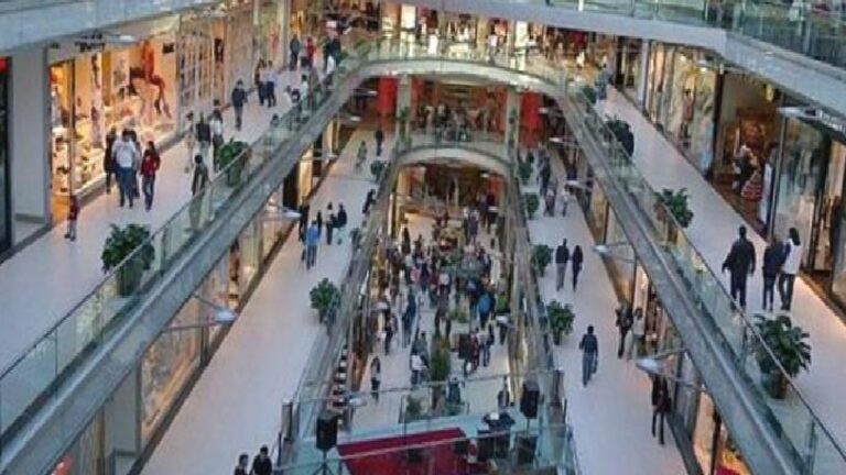 Tüketici güveni Kasım’da 16 ayın zirvesinden döndü