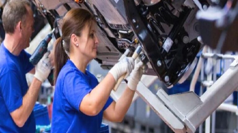 Almanya’da fabrika siparişlerinde pozitif sinyal