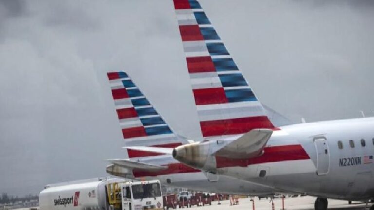 American Airlines’ın ABD’deki tüm uçuşlarında teknik aksaklık