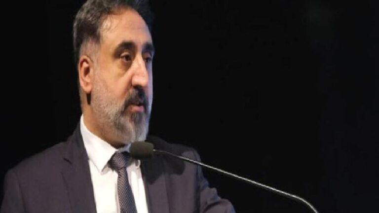 Artuklu Üniversitesi rektörü medreseleri övdü, modern bilim için “sömürü aracı” dedi
