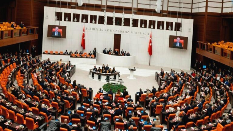 Cumhurbaşkanlığı ve bağlı kuruluşların bütçeleri kabul edildi