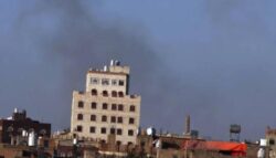 İsrail’den Yemen’de hava harekâtı: DSÖ Başkanı Tedros havalimanı saldırısının ortasında kaldı