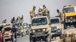 Rejim karşıtı silahlı gruplar, Humus kent merkezine hakim oldu