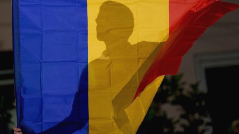 Romanya’da seçimlerin ilk turu iptal edildi