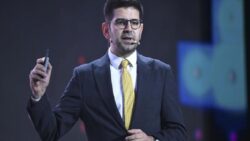 “Uluslararası doğrudan yatırımlarla cari açığın yüzde 40’ını finanse ediyoruz”