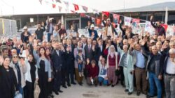 Vahap Seçer’den Cumhurbaşkanı Erdoğan’a: Sarsılmaya ihtiyacımız yok, kendimizdeyiz, ayaklarımız da yere basıyor!