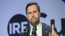 JD Vance: Yapay zekaya karşı düzenlemeler sektörü öldürebilir