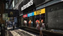 McDonald’s’ın ABD’deki satışlarında son beş yılın en büyük düşüşü