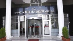 RTÜK’ten “tanıdık” isimle seyahat protokolü