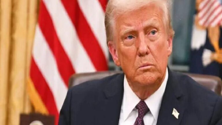 Trump, “Macron’un, Ukrayna’da barışın maliyetinin Avrupa tarafından da karşılanmasında hemfikir olmasından” memnun