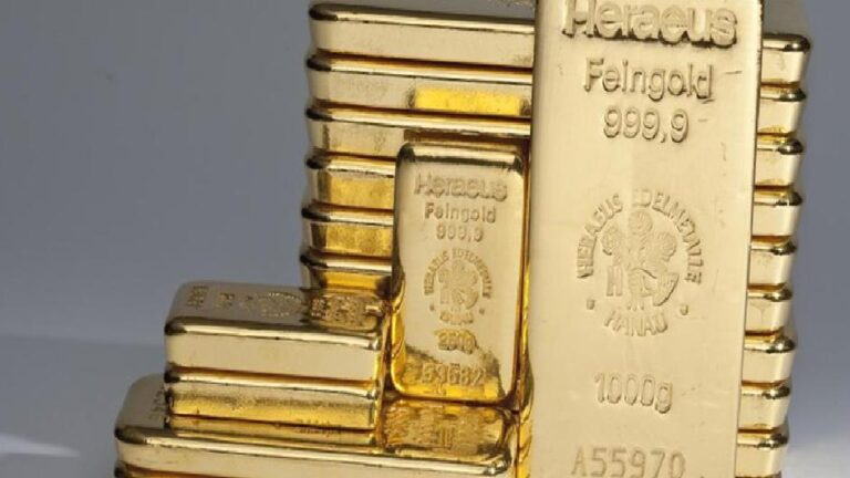 Altında yeni rekor: 3 bin doları gördü